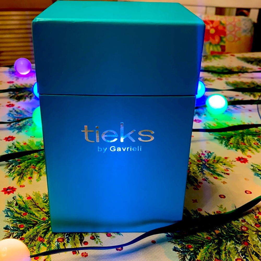 TIEKS. Box only. By GAVRIELI